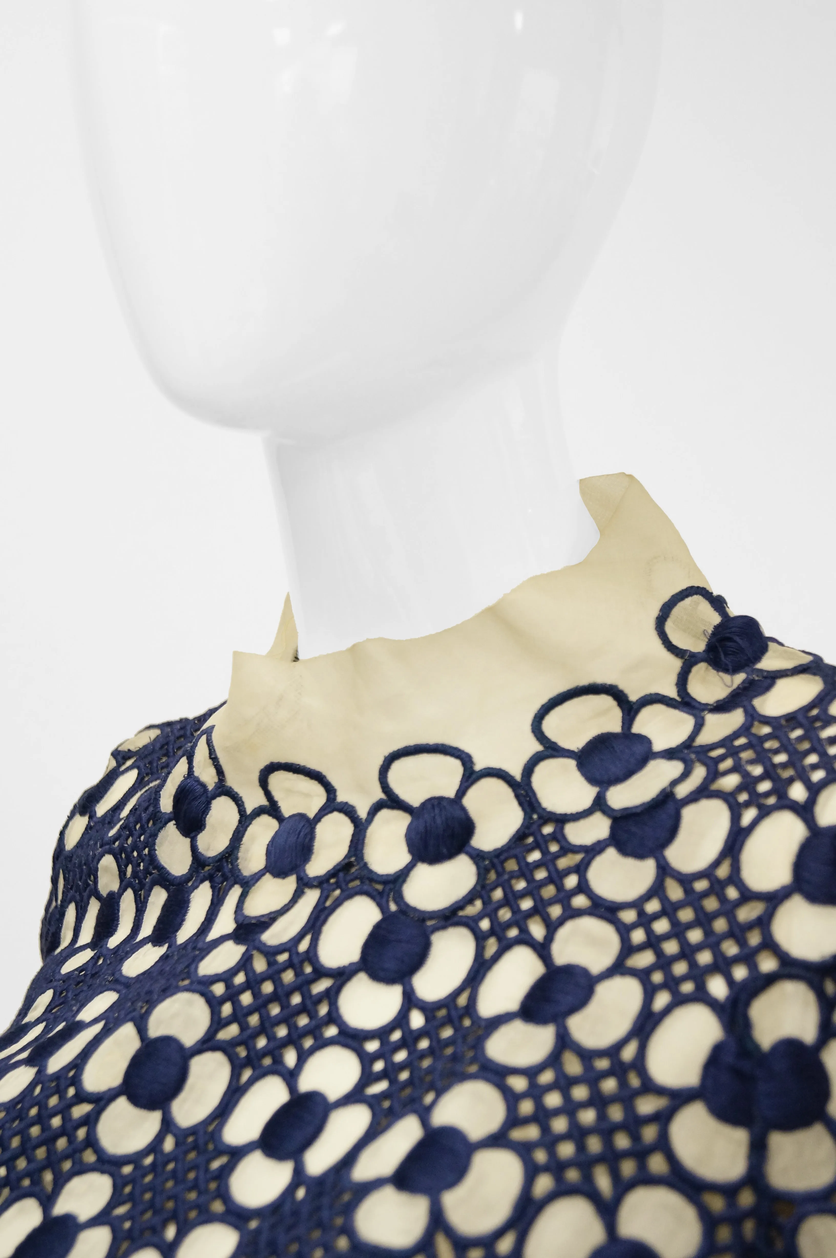 1968 Christian Dior Haute Couture Floral Lattice Lace Mod Dress Original Design