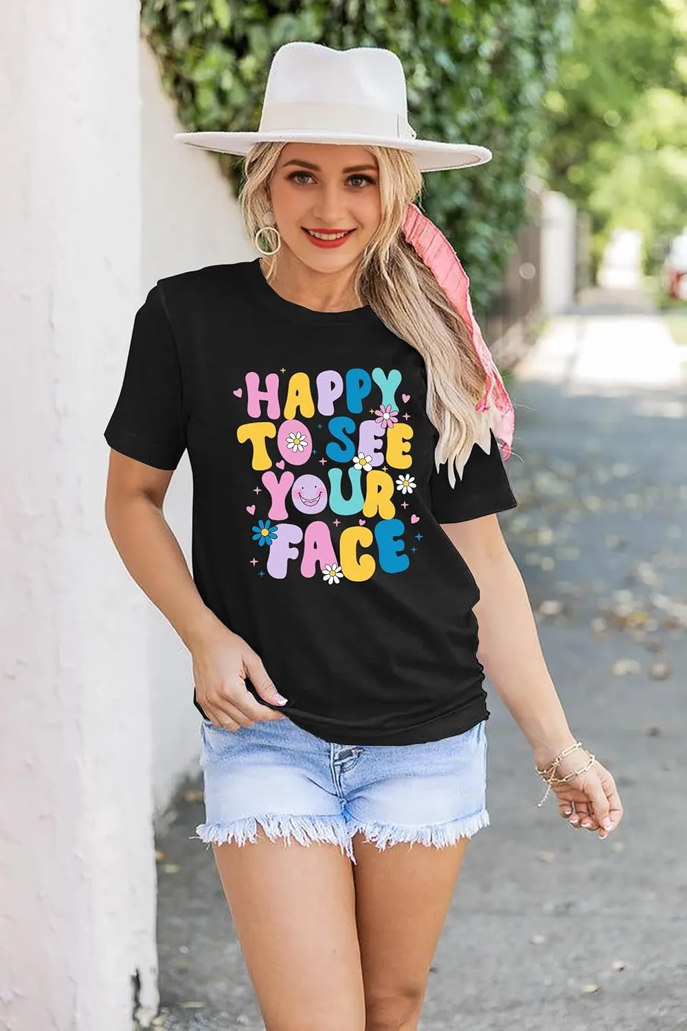 Happy to See Your Face Shirt: Women Funny Teacher T-Shirt First Day of School Shirts Groovy Back to School Tee Top