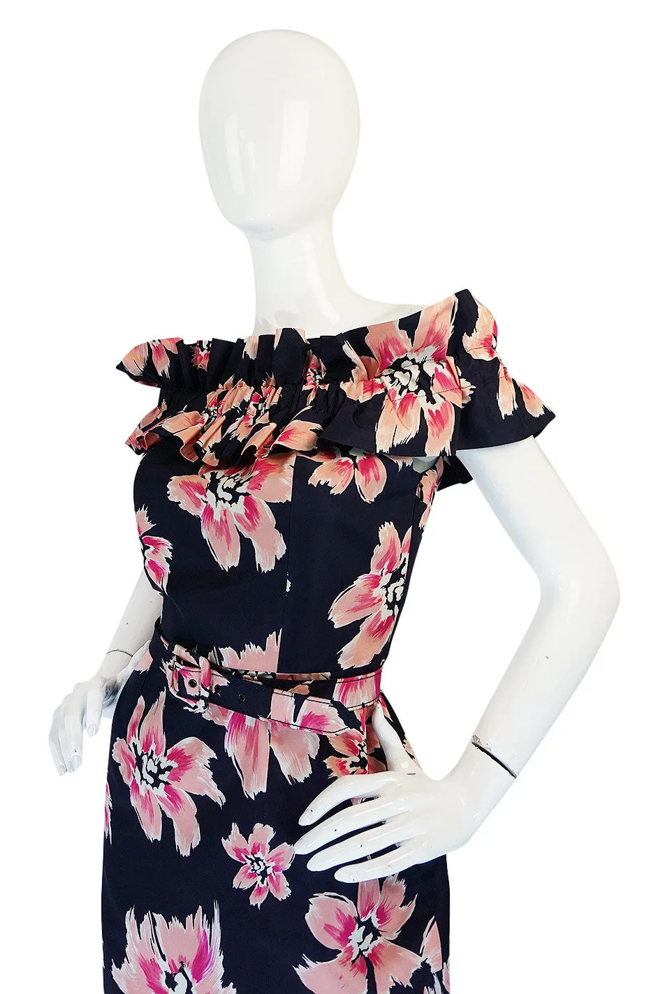 Resort 2009 Christian Dior Off Shoulder Floral Print Dress